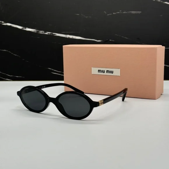 NEW MU 04ZS 1AB5S0 MIU MIU SUNGLASSES MU04ZS 1AB5S0 BLACK SMU 04ZS WOMEN - Picture 2 of 13